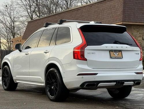 2017 Volvo XC90 Hybrid T8 R-Design
