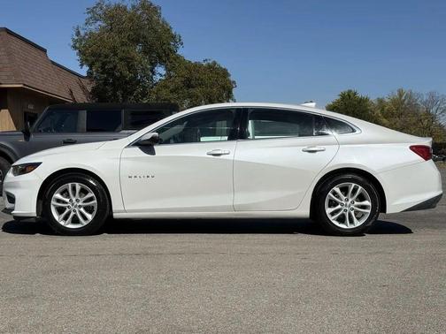 2017 Chevrolet Malibu 1LT