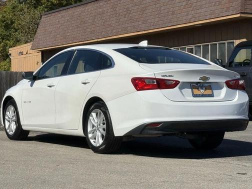 2017 Chevrolet Malibu 1LT
