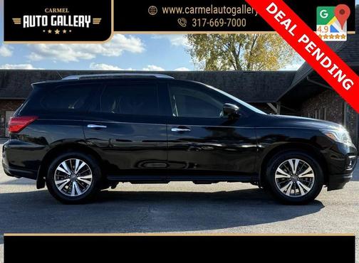 2017 Nissan Pathfinder SL