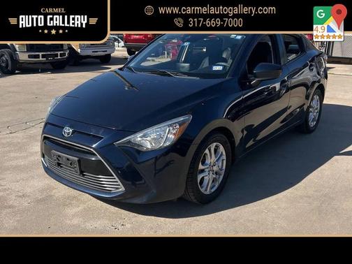 Abyss 2018 Toyota Yaris iA Base