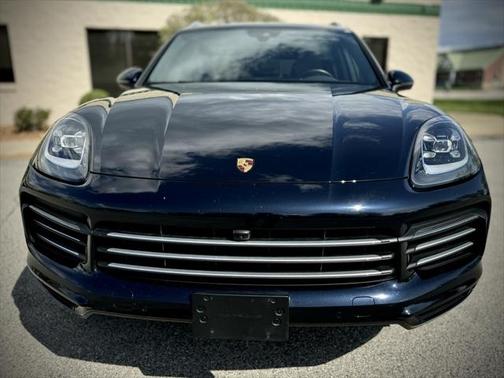 2021 Porsche Cayenne Base
