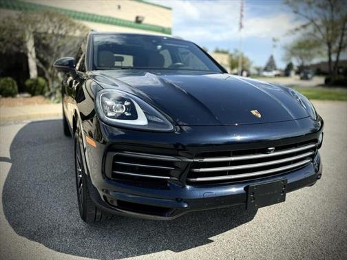 2021 Porsche Cayenne Base