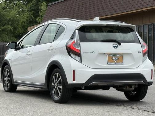 2018 Toyota Prius c Four
