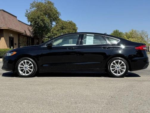 2020 Ford Fusion Hybrid SE