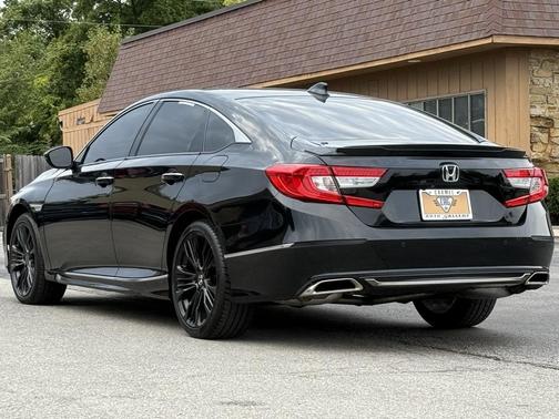2018 Honda Accord Touring 2.0T