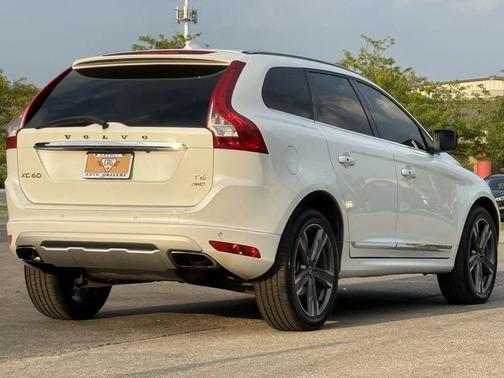 2017 Volvo XC60 T6 Dynamic