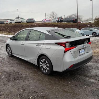 2021 Toyota Prius LE