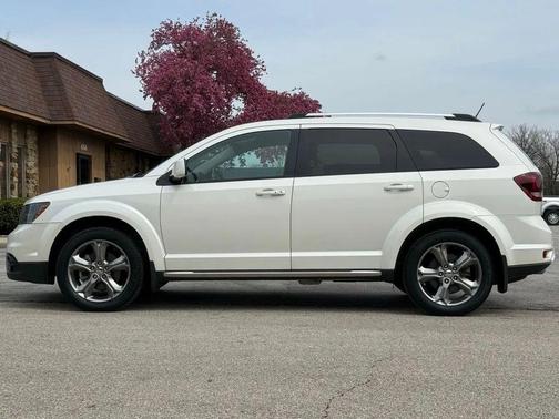 Pearl White Tri-Coat 2016 Dodge Journey Crossroad
