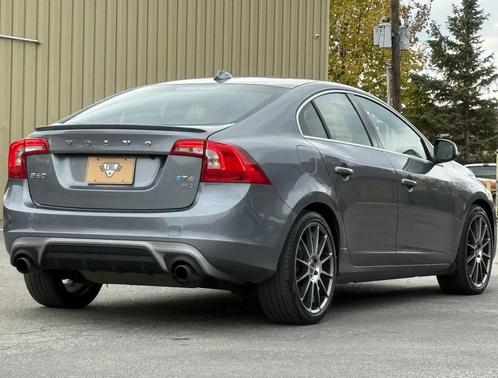 2017 Volvo S60 T6 R-Design Platinum