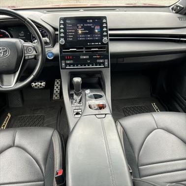 2019 Toyota Avalon Hybrid XSE