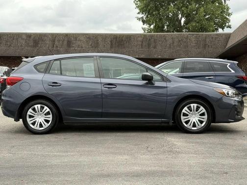 2017 Subaru Impreza 2.0i