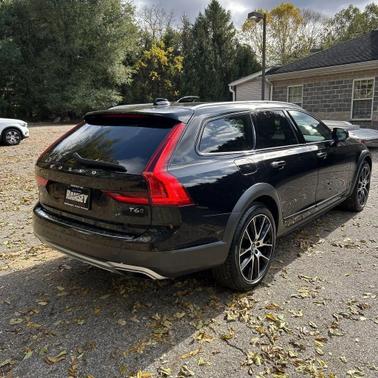 2020 Volvo V90 Cross Country T6