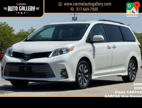 Blizzard Pearl 2019 Toyota Sienna XLE Premium