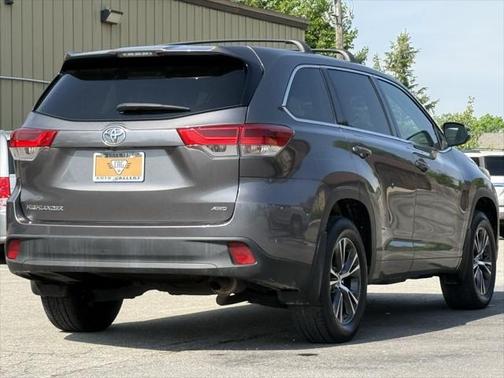 2018 Toyota Highlander LE