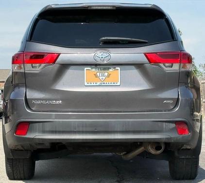 2018 Toyota Highlander LE