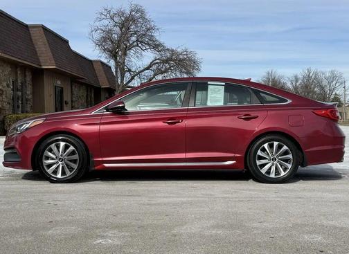 2016 Hyundai SONATA Sport