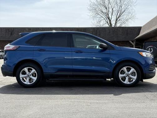 2020 Ford Edge SE
