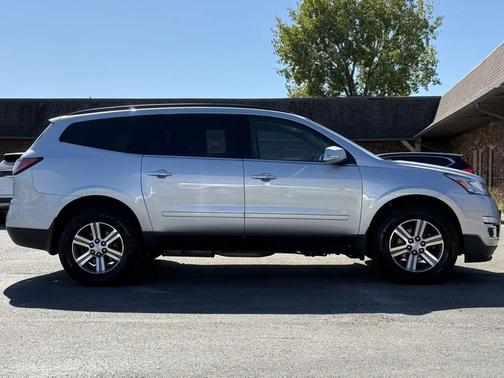 2017 Chevrolet Traverse 1LT