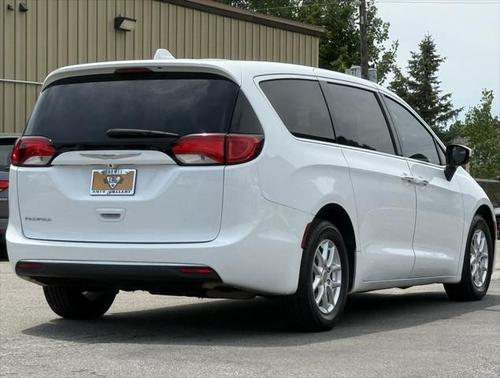 2017 Chrysler Pacifica Touring