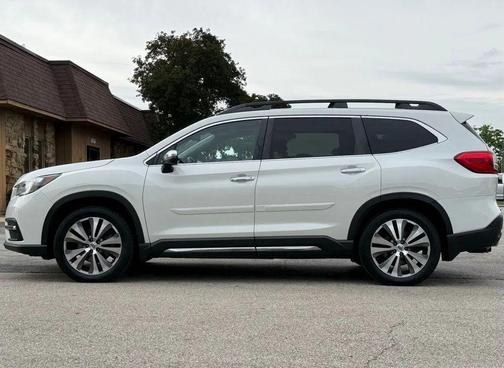 Crystal White Pearl 2021 Subaru Ascent Touring 7-Passenger