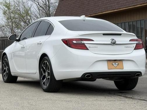 2017 Buick Regal Turbo Sport Touring