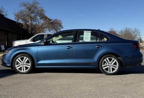 2017 Volkswagen Jetta 1.8T SEL
