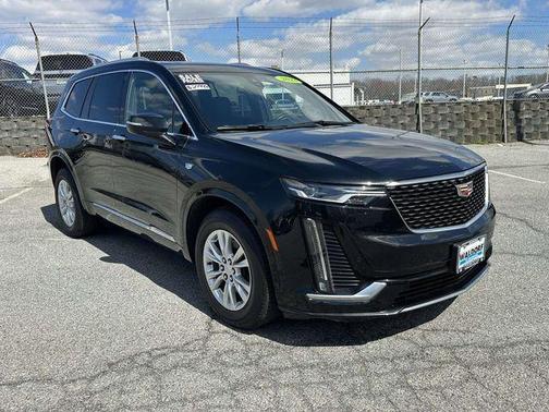 2023 Cadillac XT6 Luxury AWD