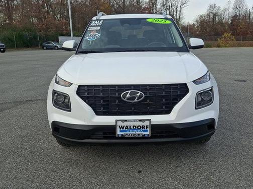 2025 Hyundai VENUE SEL
