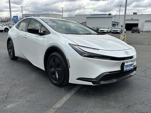 White 2025 Toyota Prius Limited