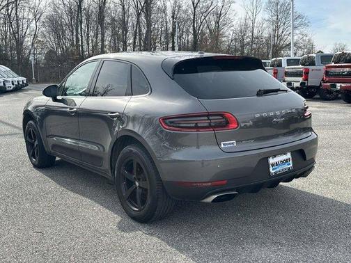 2018 Porsche Macan 