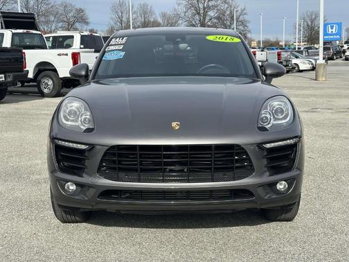 2018 Porsche Macan 