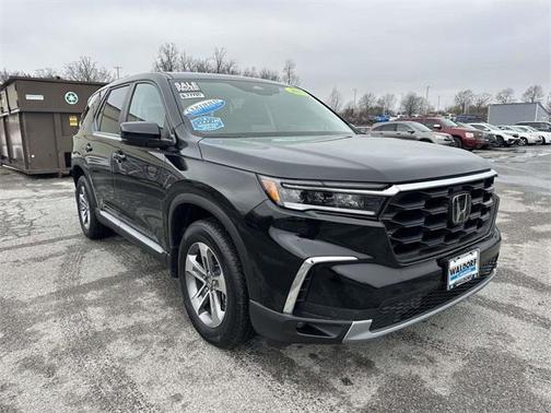 2023 Honda Pilot EX-L 8-Passenger