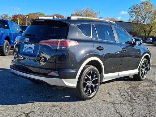 2016 Toyota RAV4 SE