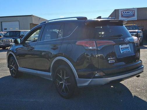 2016 Toyota RAV4 SE