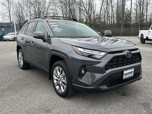 2025 Toyota RAV4 XLE Premium