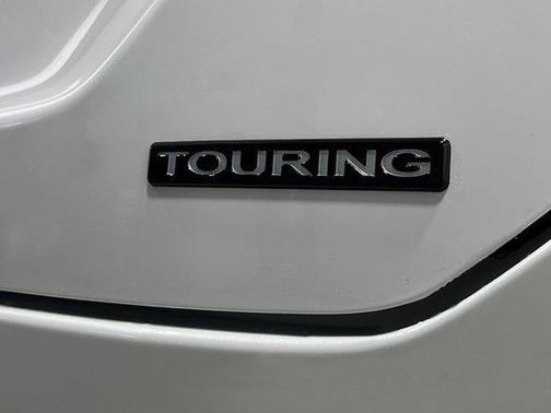 Platinum White Pearl 2026 Honda Pilot Sport