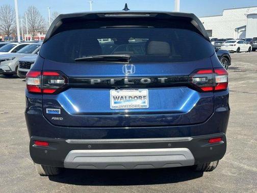 2023 Honda Pilot EX-L 7-Passenger