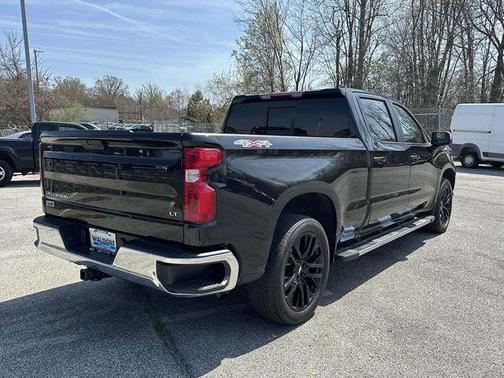 Mosaic Black Metallic 2021 Chevrolet Silverado 1500 LT