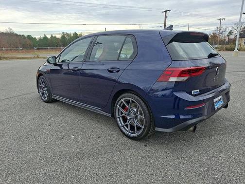 2022 Volkswagen Golf GTI 2.0T SE