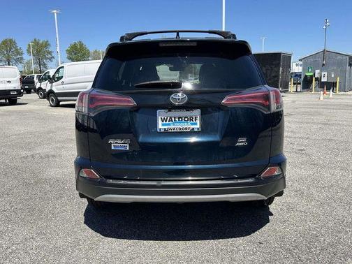 2018 Toyota RAV4 SE
