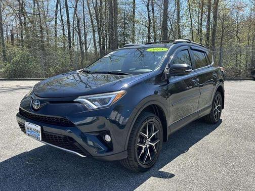 2018 Toyota RAV4 SE