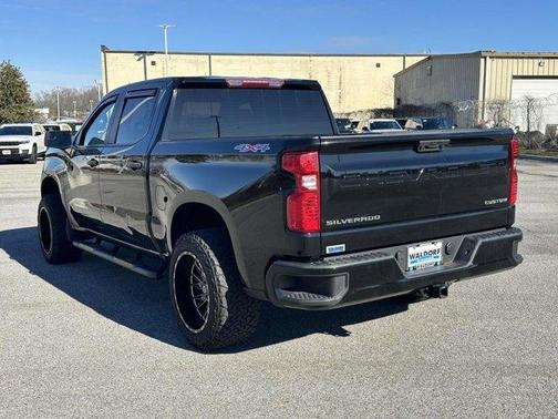 2023 Chevrolet Silverado 1500 Custom
