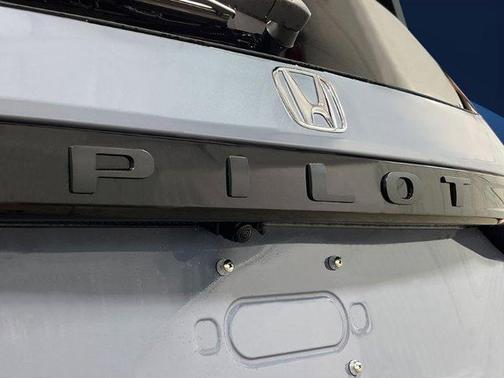 2025 Honda Pilot TrailSport AWD