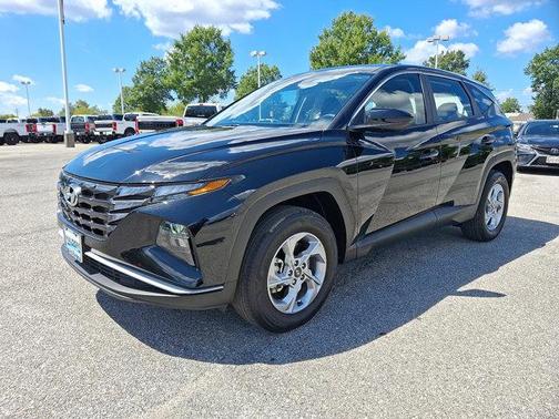 2024 Hyundai TUCSON SE