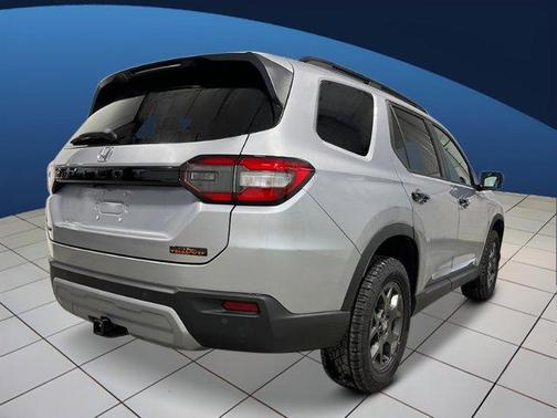 2025 Honda Pilot TrailSport AWD
