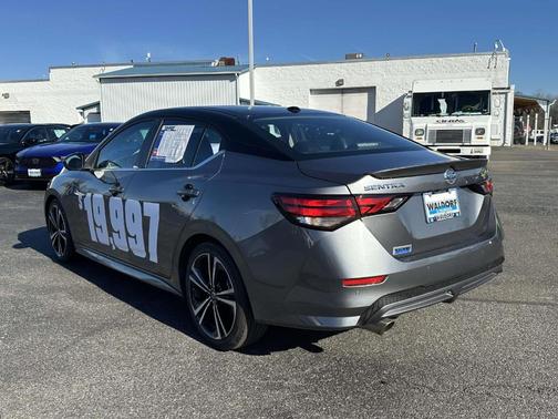 2022 Nissan Sentra SR