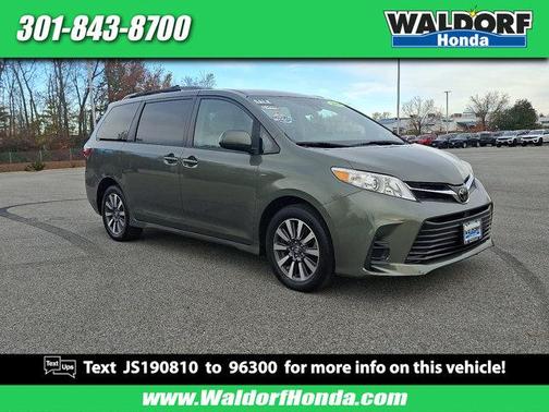 2018 Toyota Sienna LE