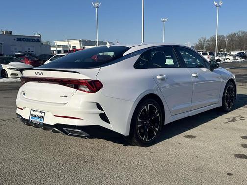 2022 Kia K5 GT-Line