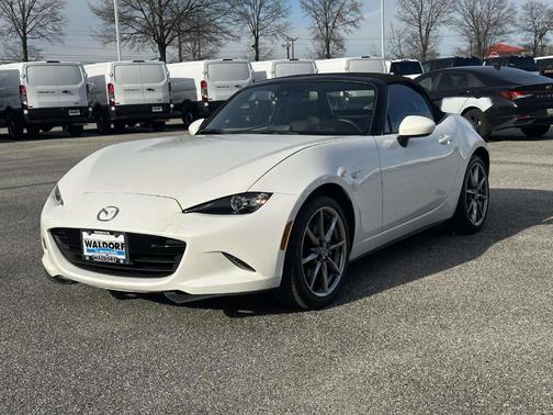 2022 Mazda MX-5 Miata Grand Touring